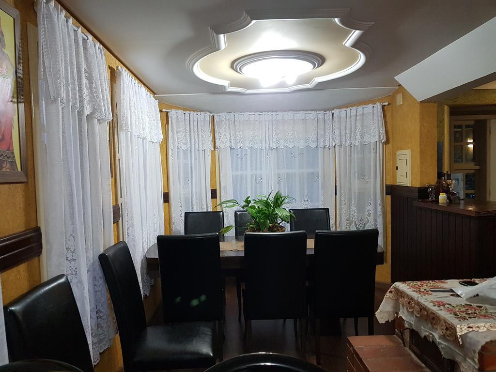 Residencia No Centro De Gramado Villa Kültér fotó